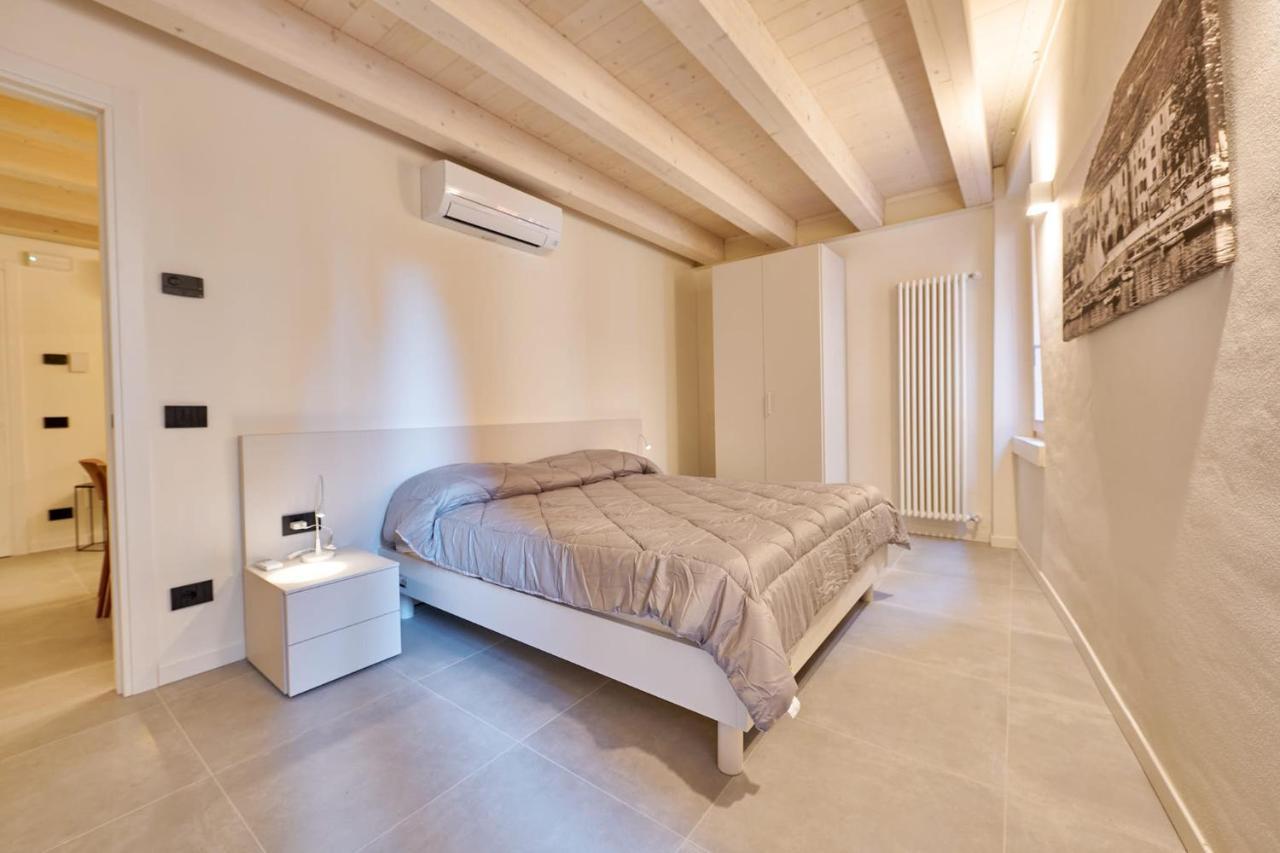 Apartmentsgarda - Residenza Mercanti Екстер'єр фото
