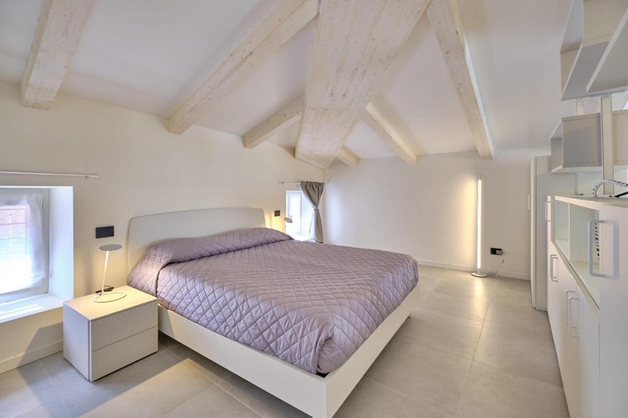 Apartmentsgarda - Residenza Mercanti Екстер'єр фото