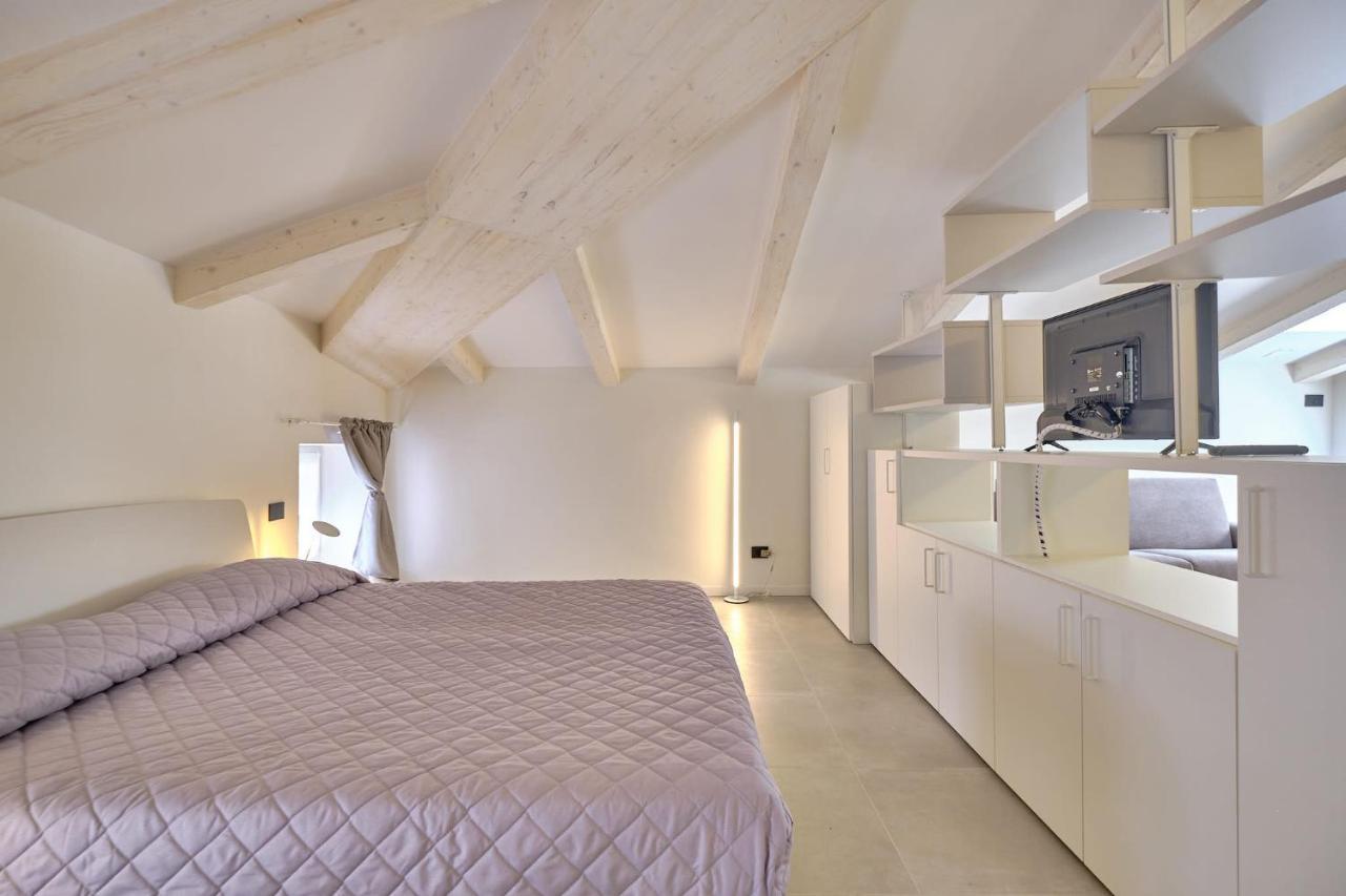 Apartmentsgarda - Residenza Mercanti Екстер'єр фото